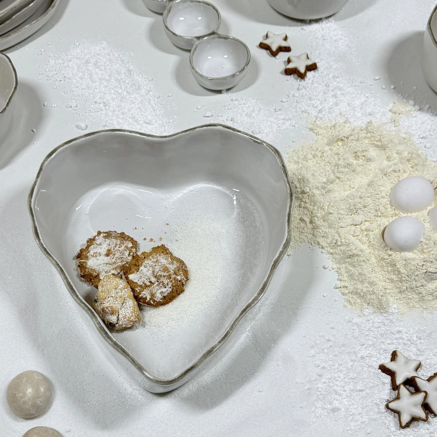 Herzschüssel große Liebe - keusches Fräulein