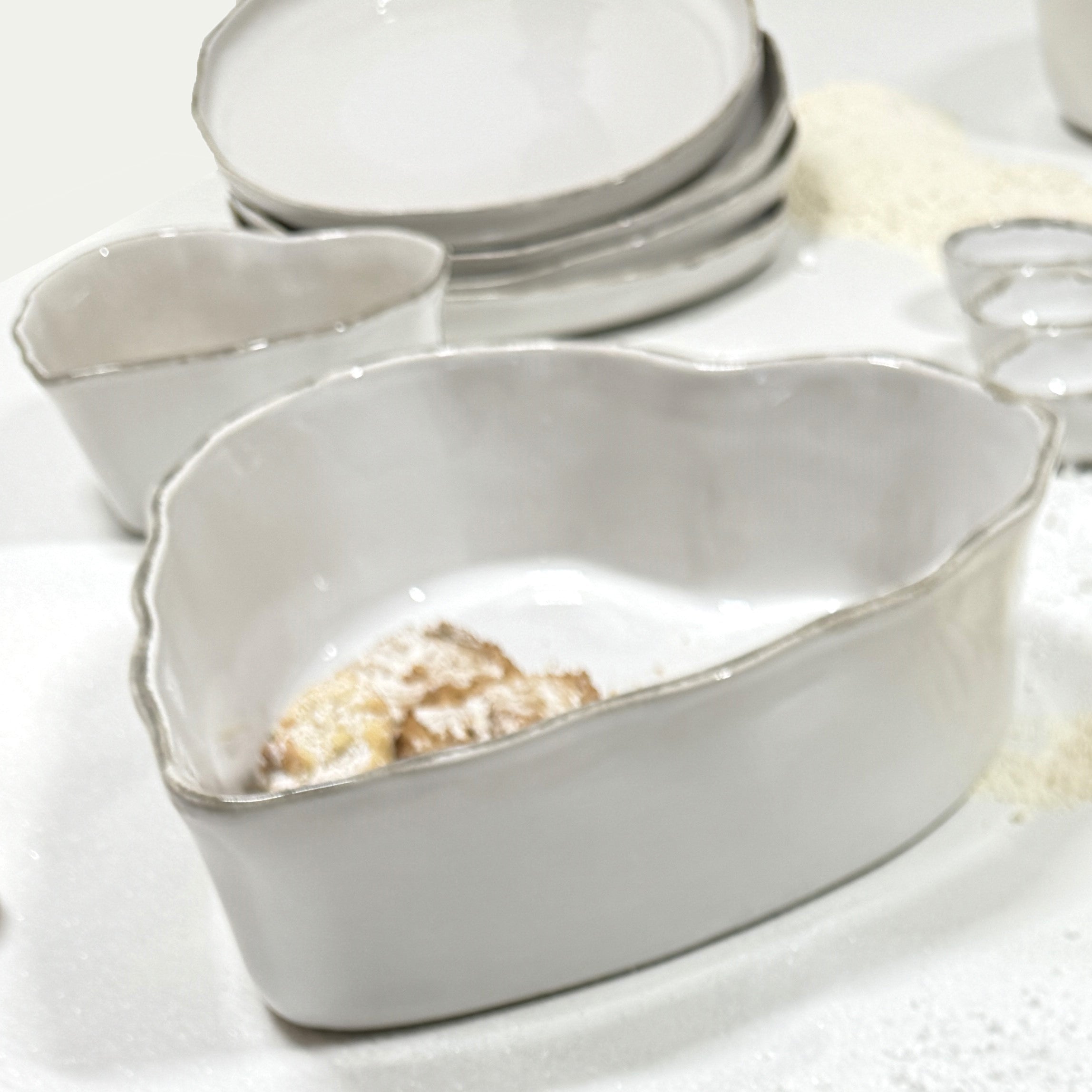 Herzschüssel große Liebe - keusches Fräulein